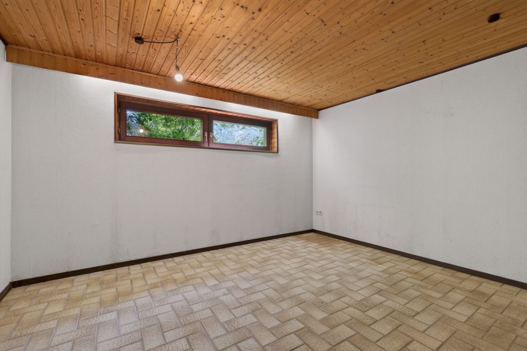 HUST Immobilien GmbH & Co. KG - Immobilienangebot - Karlsruhe / Durlach - Alle - Wohnen am Geigersberg - Charaktervolles Einfamilienhaus mit Einliegerwohnung, Garten & Doppelgarage