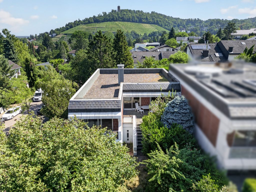 HUST Immobilien GmbH & Co. KG - Immobilienangebot - Karlsruhe / Durlach - Alle - Wohnen am Geigersberg - Charaktervolles Einfamilienhaus mit Einliegerwohnung, Garten & Doppelgarage