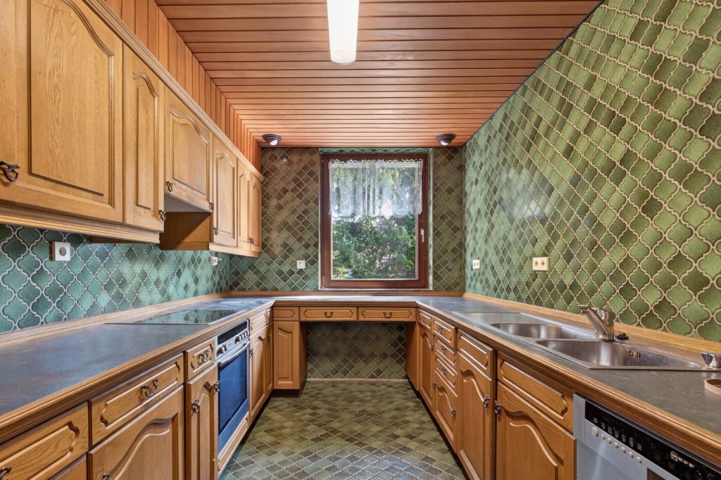 HUST Immobilien GmbH & Co. KG - Immobilienangebot - Karlsruhe / Durlach - Alle - Wohnen am Geigersberg - Charaktervolles Einfamilienhaus mit Einliegerwohnung, Garten & Doppelgarage