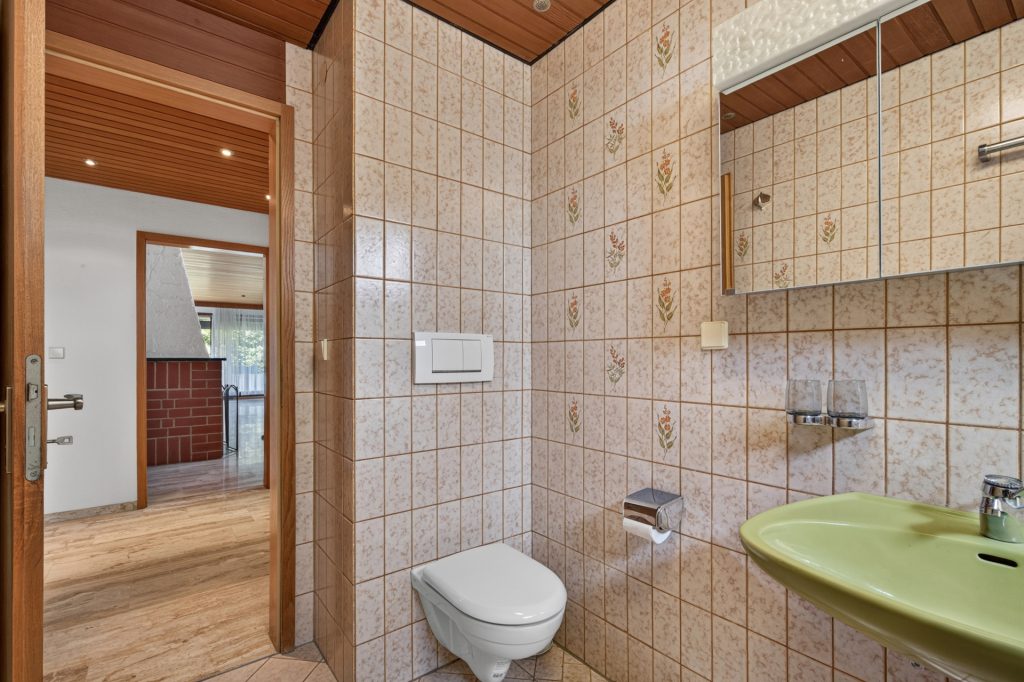 HUST Immobilien GmbH & Co. KG - Immobilienangebot - Karlsruhe / Durlach - Alle - Wohnen am Geigersberg - Charaktervolles Einfamilienhaus mit Einliegerwohnung, Garten & Doppelgarage