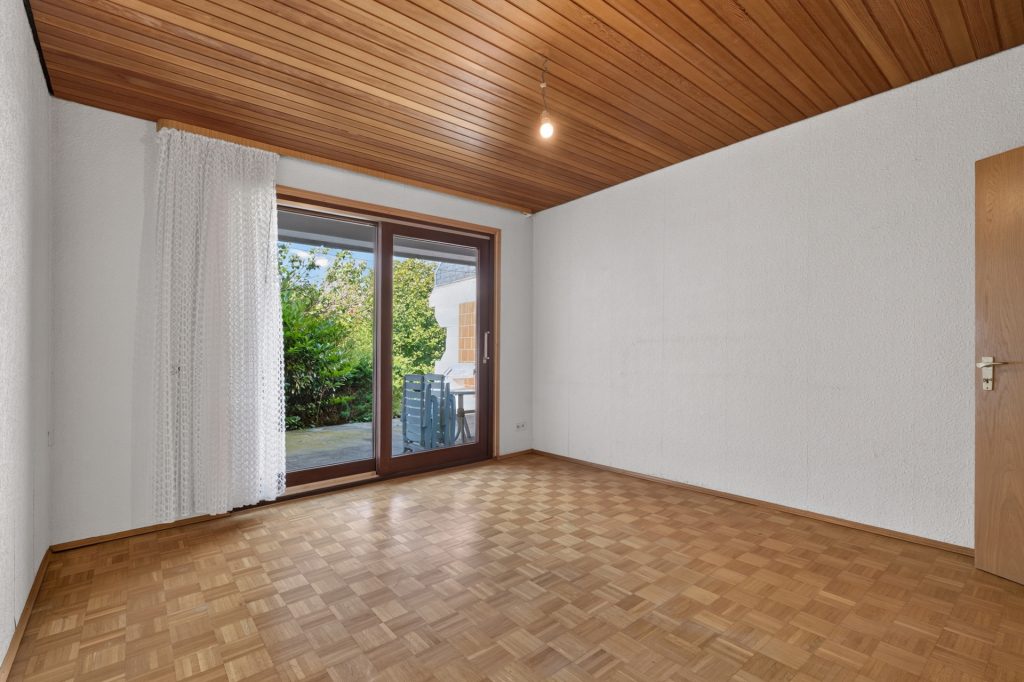 HUST Immobilien GmbH & Co. KG - Immobilienangebot - Karlsruhe / Durlach - Alle - Wohnen am Geigersberg - Charaktervolles Einfamilienhaus mit Einliegerwohnung, Garten & Doppelgarage