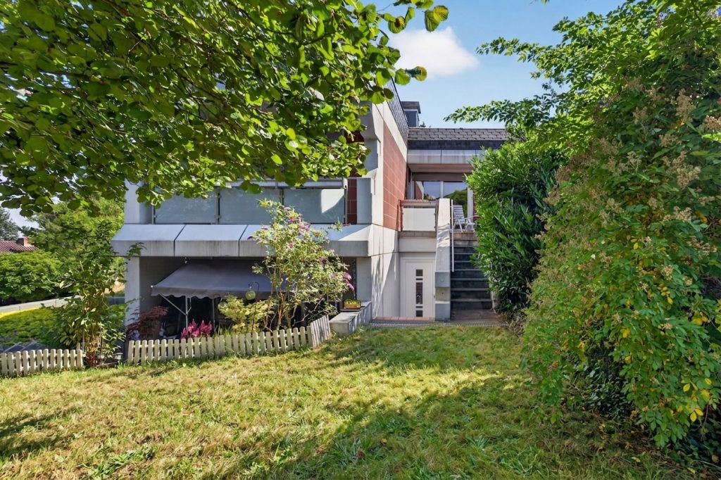 HUST Immobilien GmbH & Co. KG - Immobilienangebot - Karlsruhe / Durlach - Alle - Wohnen am Geigersberg - Charaktervolles Einfamilienhaus mit Einliegerwohnung, Garten & Doppelgarage