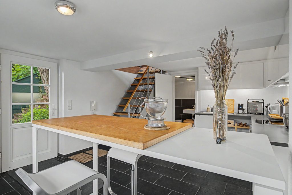 HUST Immobilien GmbH & Co. KG - Immobilienangebot - Karlsruhe-Durlach - Alle - Erholung im Grünen – Liebevoll modernisiertes Wochenendhaus in Karlsruhe-Durlach