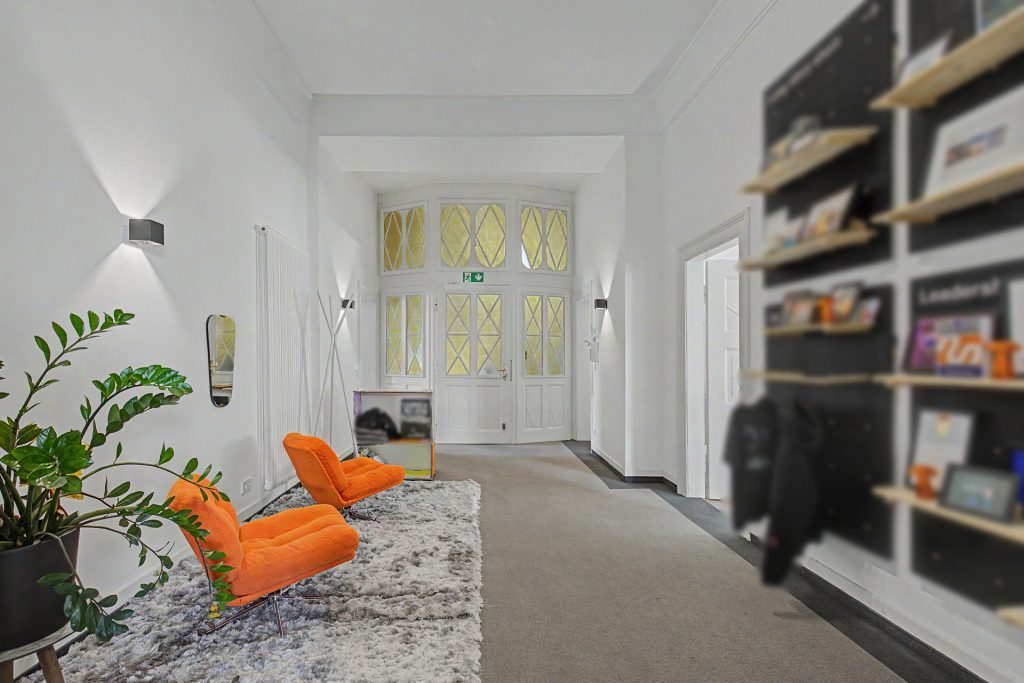 HUST Immobilien GmbH & Co. KG - Immobilienangebot - Karlsruhe / Weststadt - Alle - Außergewöhnliche Altbauwohnung mit mehr als 280 m² in der Karlsruher Weststadt