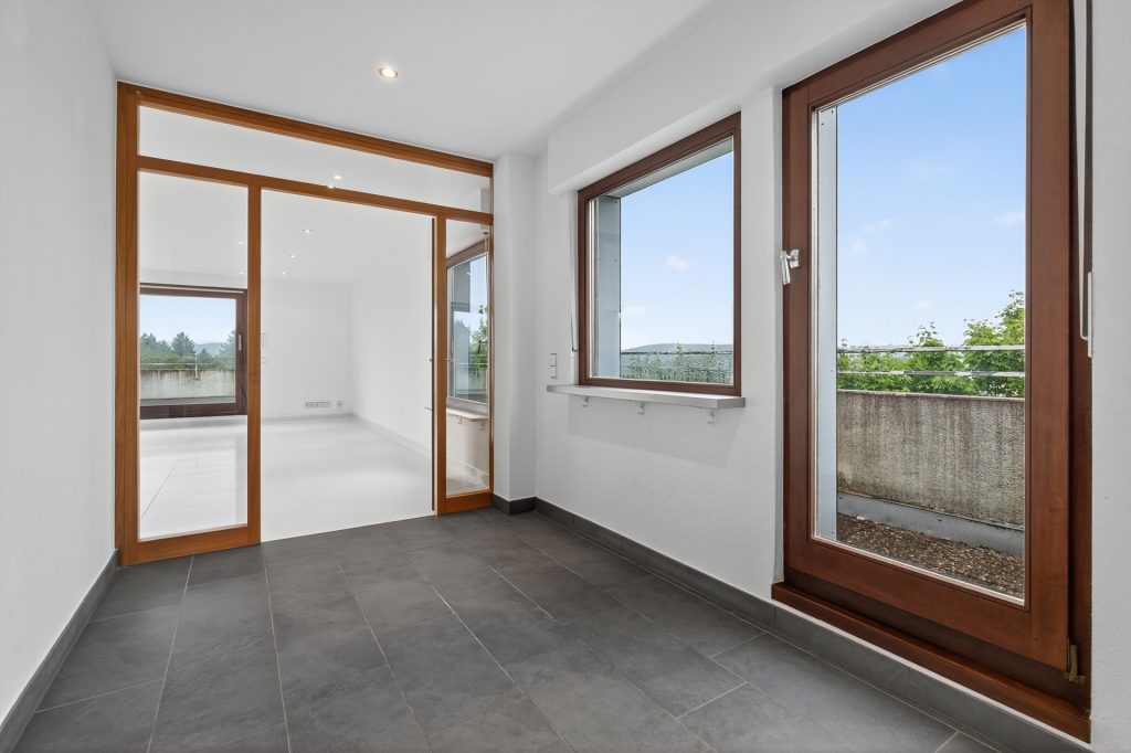 HUST Immobilien GmbH & Co. KG - Immobilienangebot - Waldbronn - Alle - Elegantes Penthouse mit 180° Dachterrasse und hellem Wohnkonzept