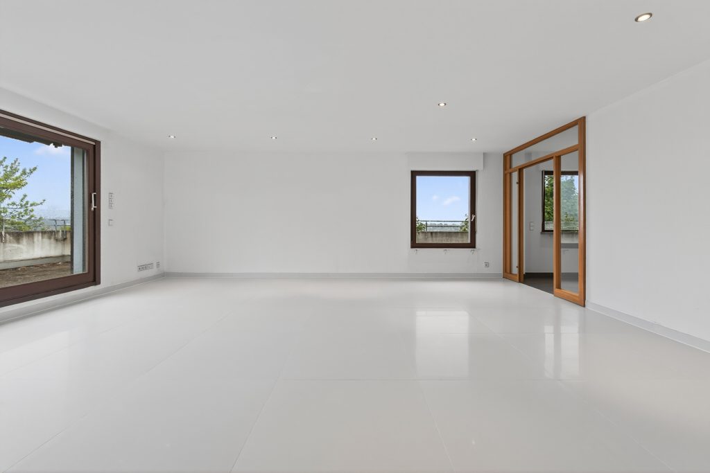 HUST Immobilien GmbH & Co. KG - Immobilienangebot - Waldbronn - Alle - Elegantes Penthouse mit 180° Dachterrasse und hellem Wohnkonzept