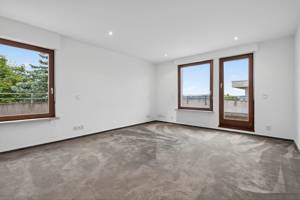 HUST Immobilien GmbH & Co. KG - Immobilienangebot - Waldbronn - Alle - Elegantes Penthouse mit 180° Dachterrasse und hellem Wohnkonzept