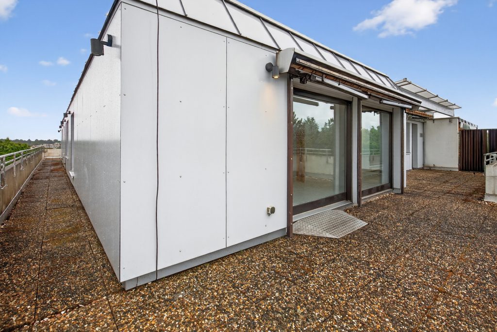 HUST Immobilien GmbH & Co. KG - Immobilienangebot - Waldbronn - Alle - Elegantes Penthouse mit 180° Dachterrasse und hellem Wohnkonzept