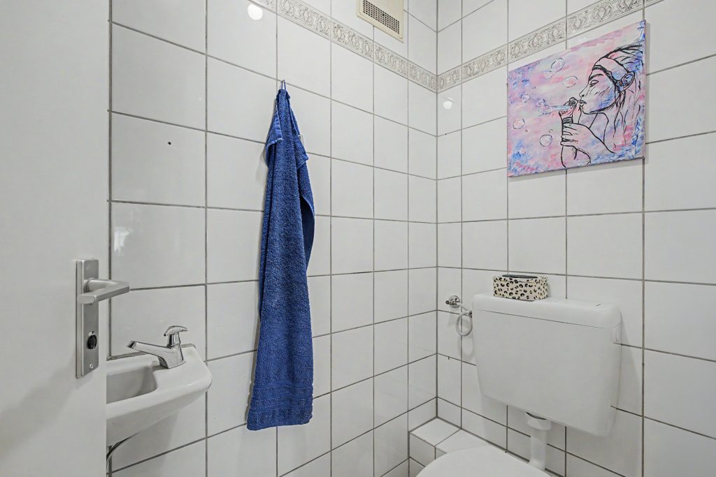 HUST Immobilien GmbH & Co. KG - Immobilienangebot - Rheinstetten / Forchheim - Alle - Vermietete 3-Zimmer-Wohnung mit sonnigem Balkon und TG-Stellplatz in Rheinstetten-Forchheim