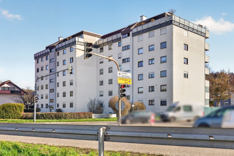 HUST Immobilien GmbH & Co. KG - Immobilienangebot - Karlsruhe - Alle - Solide Kapitalanlage: Langjährig vermietete 4-Zimmer-Wohnung in Karlsruhe-Grötzingen