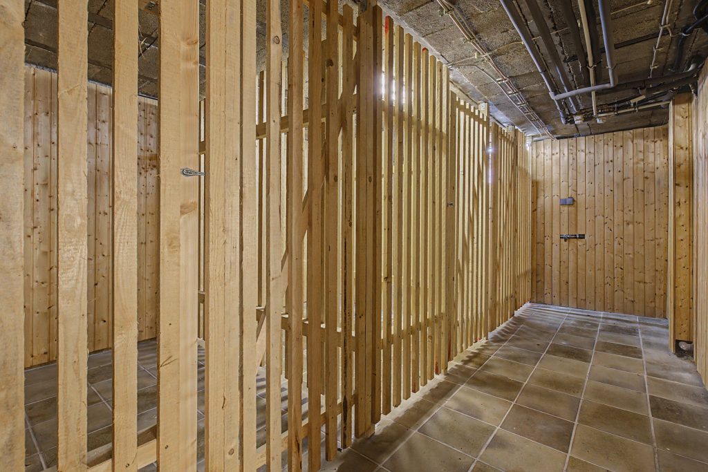 HUST Immobilien GmbH & Co. KG - Immobilienangebot - Karlsruhe - Alle - Mehrfamilienhaus mit Ausbaupotenzial im Dachgeschoss in der Nordweststadt
