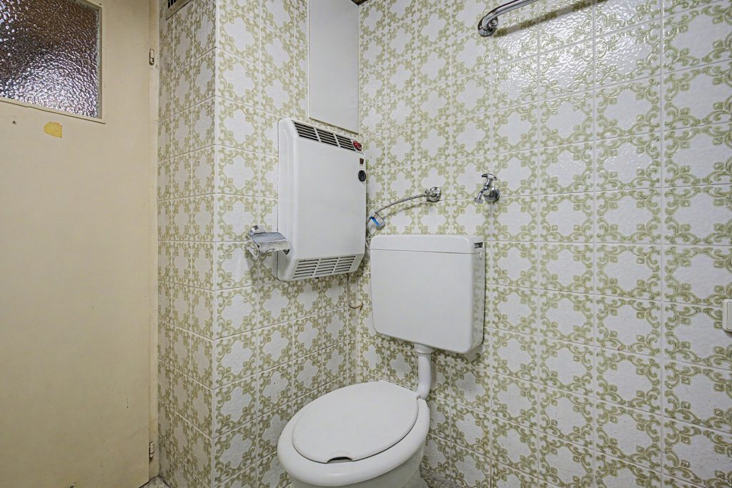 HUST Immobilien GmbH & Co. KG - Immobilienangebot - Karlsruhe - Alle - Mehrfamilienhaus mit Ausbaupotenzial im Dachgeschoss in der Nordweststadt