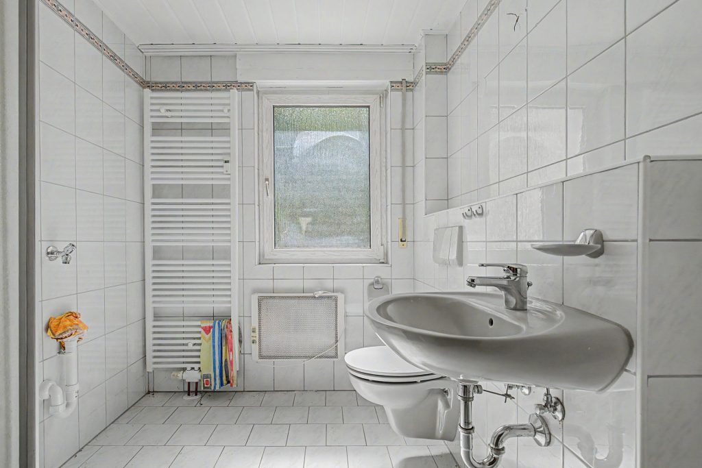 HUST Immobilien GmbH & Co. KG - Immobilienangebot - Karlsruhe - Alle - Mehrfamilienhaus mit Ausbaupotenzial im Dachgeschoss in der Nordweststadt