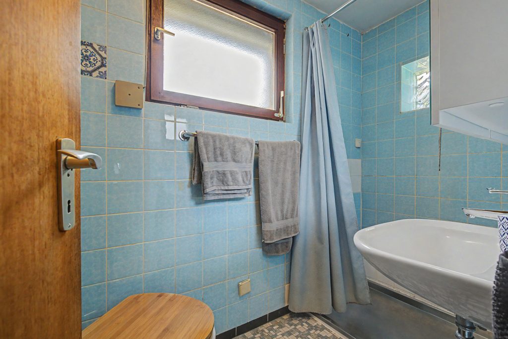 HUST Immobilien GmbH & Co. KG - Immobilienangebot - Malsch - Alle - Charmantes Haus mit großer Scheune und grünem IDYLL – Perfekt für Handwerker und Gartenliebhaber