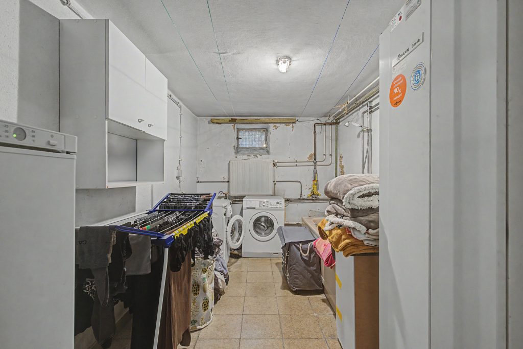 HUST Immobilien GmbH & Co. KG - Immobilienangebot - Malsch - Alle - Charmantes Haus mit großer Scheune und grünem IDYLL – Perfekt für Handwerker und Gartenliebhaber