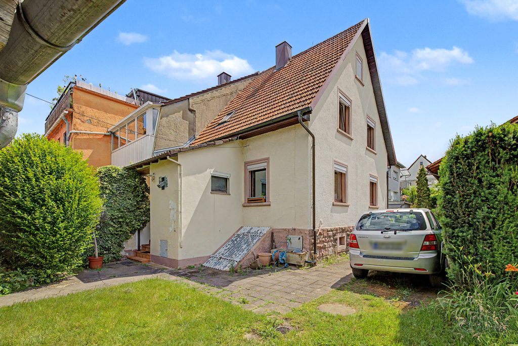 HUST Immobilien GmbH & Co. KG - Immobilienangebot - Malsch - Alle - Charmantes Haus mit großer Scheune und grünem IDYLL – Perfekt für Handwerker und Gartenliebhaber