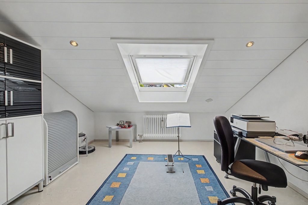 HUST Immobilien GmbH & Co. KG - Immobilienangebot - Ettlingen / Oberweier - Alle - Großzügiges Reihenendhaus mit Garten – ideal für die ganze Familie in Ettlingen-Oberweier