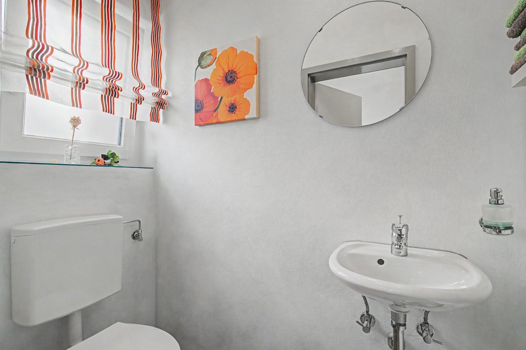 HUST Immobilien GmbH & Co. KG - Immobilienangebot - Ettlingen / Oberweier - Alle - Großzügiges Reihenendhaus mit Garten – ideal für die ganze Familie in Ettlingen-Oberweier