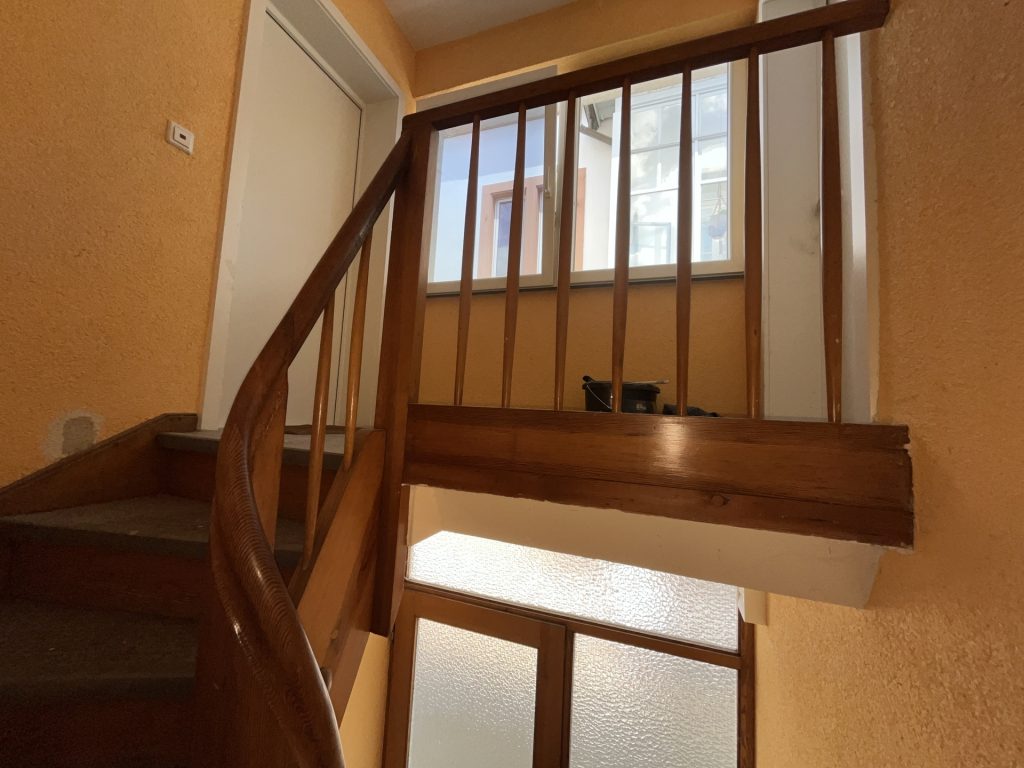 HUST Immobilien GmbH & Co. KG - Immobilienangebot - Karlsruhe - Alle - Ruhiges 1-Zimmer-Apartment mit großem Balkon – Begehrte Innenstadtlage in Karlsruhe