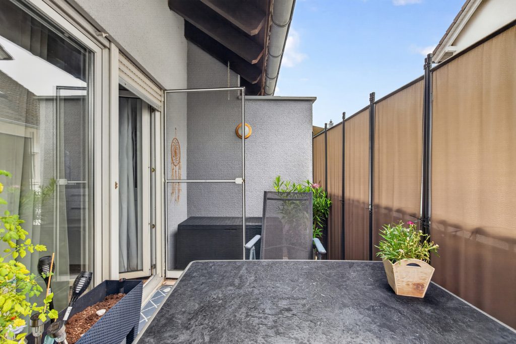 HUST Immobilien GmbH & Co. KG - Immobilienangebot - Eggenstein-Leopoldshafen - Wohnungen - Vermietete 2-Zimmer-Wohnung mit Balkon, Stellplatz und Keller – Kapitalanlage in Eggenstein-Leopoldshafen