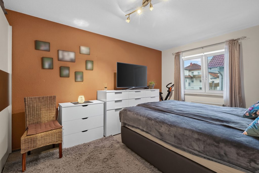 HUST Immobilien GmbH & Co. KG - Immobilienangebot - Eggenstein-Leopoldshafen - Wohnungen - Vermietete 2-Zimmer-Wohnung mit Balkon, Stellplatz und Keller – Kapitalanlage in Eggenstein-Leopoldshafen