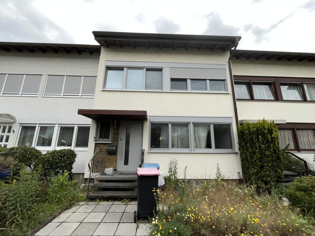 HUST Immobilien GmbH & Co. KG - Immobilienangebot - Karlsruhe - Alle - Großzügiges WG-Zimmer in KA-Daxlanden: Modernes Haus, Garten & tolle Gemeinschaft
