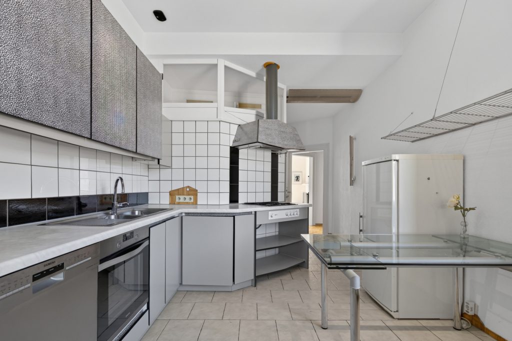 HUST Immobilien GmbH & Co. KG - Immobilienangebot - Karlsruhe-Mühlburg - Wohnungen - Bezugsfreie 3-Zimmer-Wohnung mit Altbauflair in Mühlburg