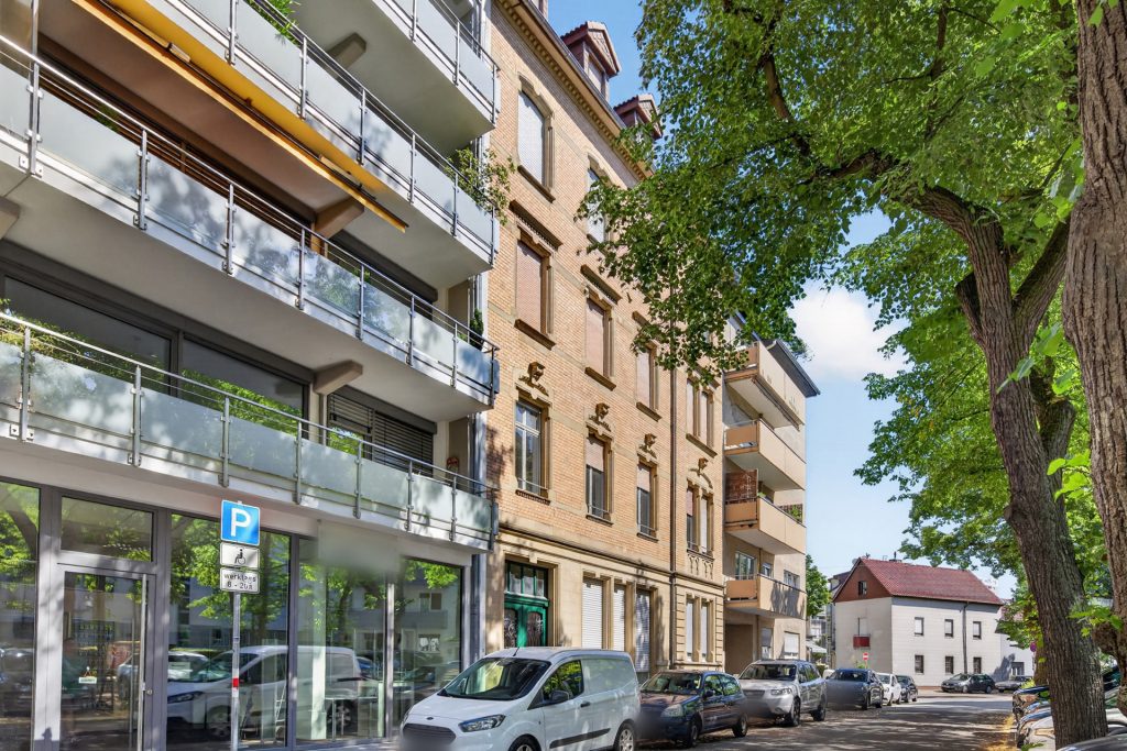 HUST Immobilien GmbH & Co. KG - Immobilienangebot - Karlsruhe-Mühlburg - Wohnungen - Bezugsfreie 3-Zimmer-Wohnung mit Altbauflair in Mühlburg