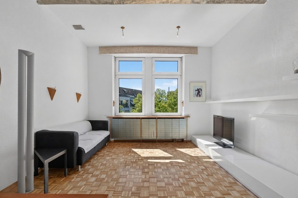 HUST Immobilien GmbH & Co. KG - Immobilienangebot - Karlsruhe-Mühlburg - Wohnungen - Bezugsfreie 3-Zimmer-Wohnung mit Altbauflair in Mühlburg