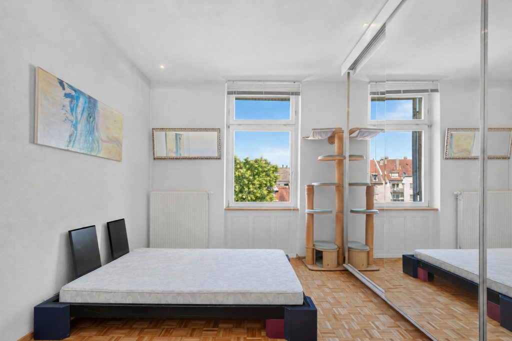 HUST Immobilien GmbH & Co. KG - Immobilienangebot - Karlsruhe-Mühlburg - Wohnungen - Bezugsfreie 3-Zimmer-Wohnung mit Altbauflair in Mühlburg