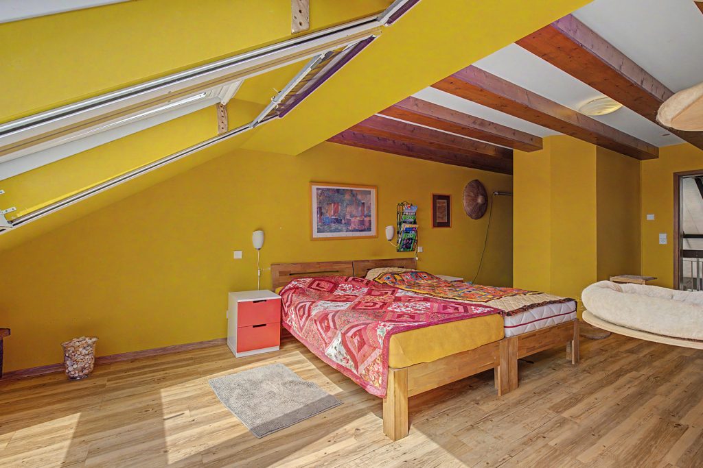 HUST Immobilien GmbH & Co. KG - Immobilienangebot - Karlsruhe - Alle - Charmante Doppelhaushälfte in Feldrandlage – Wohnen mit viel Platz und Naturanschluss im Thomashof