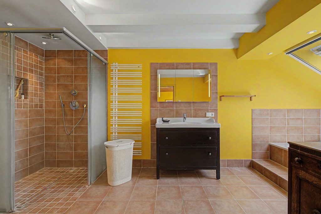 HUST Immobilien GmbH & Co. KG - Immobilienangebot - Karlsruhe - Alle - Charmante Doppelhaushälfte in Feldrandlage – Wohnen mit viel Platz und Naturanschluss im Thomashof