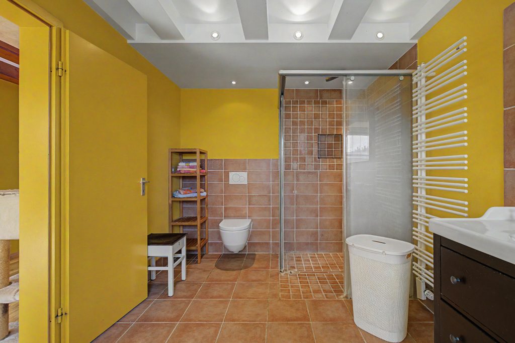 HUST Immobilien GmbH & Co. KG - Immobilienangebot - Karlsruhe - Alle - Charmante Doppelhaushälfte in Feldrandlage – Wohnen mit viel Platz und Naturanschluss im Thomashof