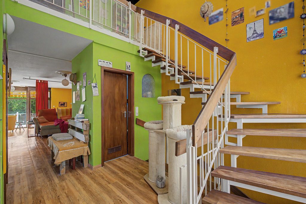 HUST Immobilien GmbH & Co. KG - Immobilienangebot - Karlsruhe - Alle - Charmante Doppelhaushälfte in Feldrandlage – Wohnen mit viel Platz und Naturanschluss im Thomashof