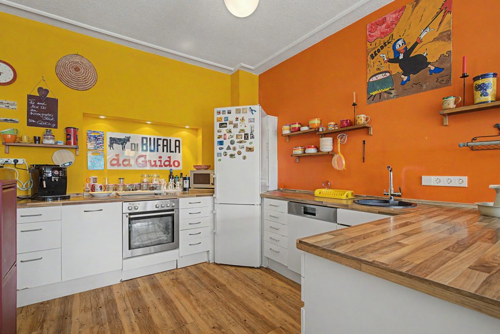HUST Immobilien GmbH & Co. KG - Immobilienangebot - Karlsruhe - Alle - Charmante Doppelhaushälfte in Feldrandlage – Wohnen mit viel Platz und Naturanschluss im Thomashof
