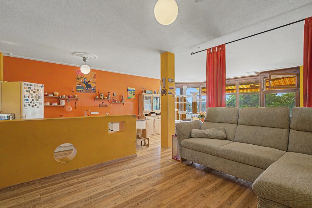 HUST Immobilien GmbH & Co. KG - Immobilienangebot - Karlsruhe - Alle - Charmante Doppelhaushälfte in Feldrandlage – Wohnen mit viel Platz und Naturanschluss im Thomashof