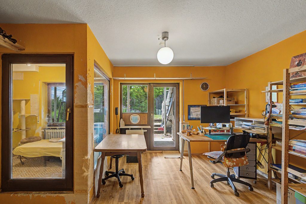 HUST Immobilien GmbH & Co. KG - Immobilienangebot - Karlsruhe - Alle - Charmante Doppelhaushälfte in Feldrandlage – Wohnen mit viel Platz und Naturanschluss im Thomashof