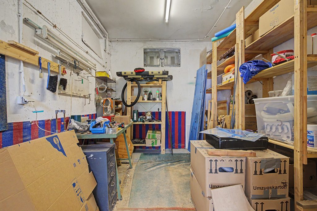 HUST Immobilien GmbH & Co. KG - Immobilienangebot - Karlsruhe - Alle - Charmante Doppelhaushälfte in Feldrandlage – Wohnen mit viel Platz und Naturanschluss im Thomashof