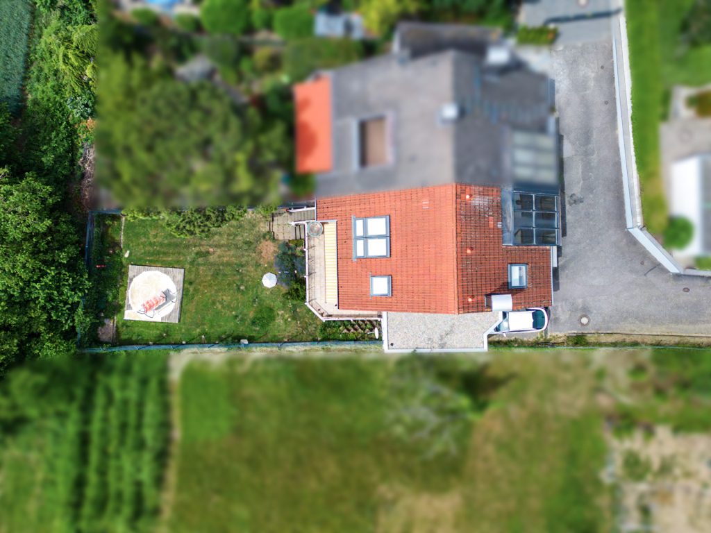 HUST Immobilien GmbH & Co. KG - Immobilienangebot - Karlsruhe - Alle - Charmante Doppelhaushälfte in Feldrandlage – Wohnen mit viel Platz und Naturanschluss im Thomashof