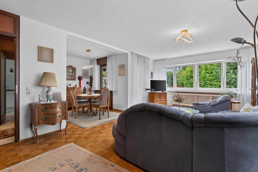 HUST Immobilien GmbH & Co. KG - Immobilienangebot - Karlsruhe-Rüppurr - Häuser - Solide Kapitalanlage in gefragter Karlsruher Wohnlage - 4-Familienhaus mit 2 Garagen