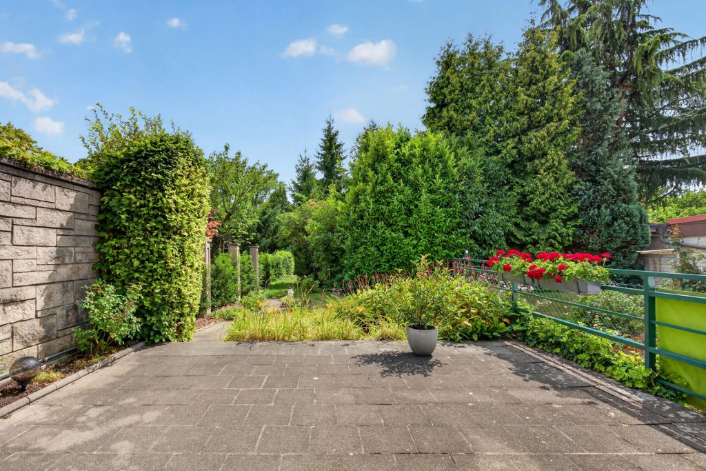 HUST Immobilien GmbH & Co. KG - Immobilienangebot - Karlsruhe-Rüppurr - Häuser - Solide Kapitalanlage in gefragter Karlsruher Wohnlage - 4-Familienhaus mit 2 Garagen