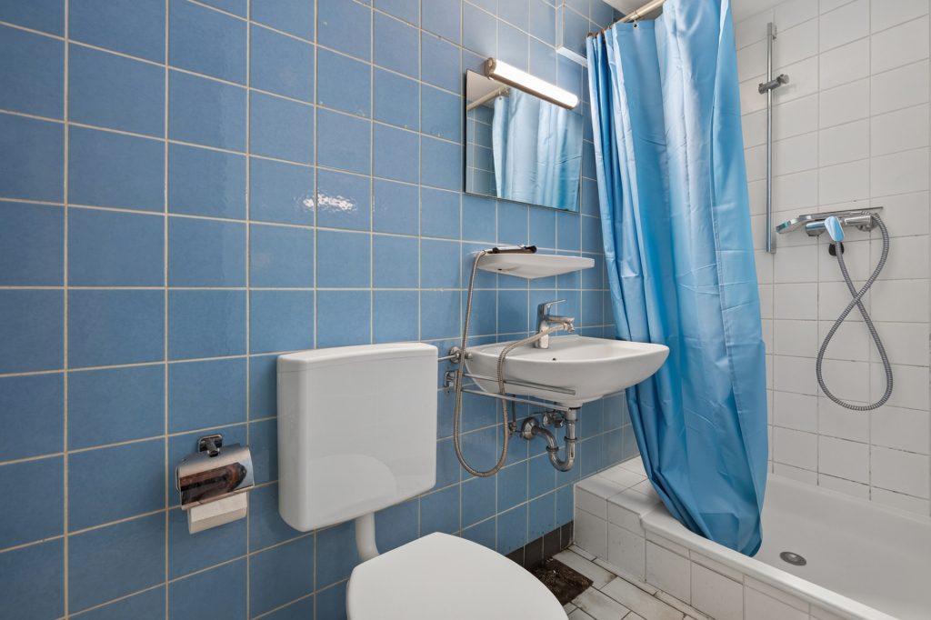 HUST Immobilien GmbH & Co. KG - Immobilienangebot - Karlsruhe-Rüppurr - Häuser - Solide Kapitalanlage in gefragter Karlsruher Wohnlage - 4-Familienhaus mit 2 Garagen