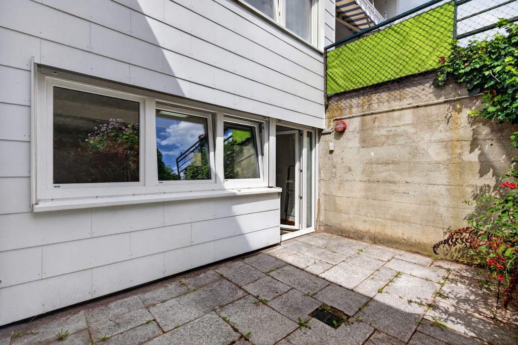 HUST Immobilien GmbH & Co. KG - Immobilienangebot - Karlsruhe-Rüppurr - Häuser - Solide Kapitalanlage in gefragter Karlsruher Wohnlage - 4-Familienhaus mit 2 Garagen