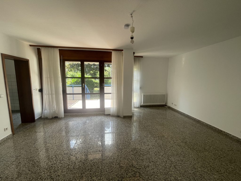 HUST Immobilien GmbH & Co. KG - Immobilienangebot - Karlsruhe / Aue - Alle - Viel Platz zum Wohlfühlen: Charmante 4-Zimmer-Maisonette mit Garten und Tiefgarage in Durlach-Aue