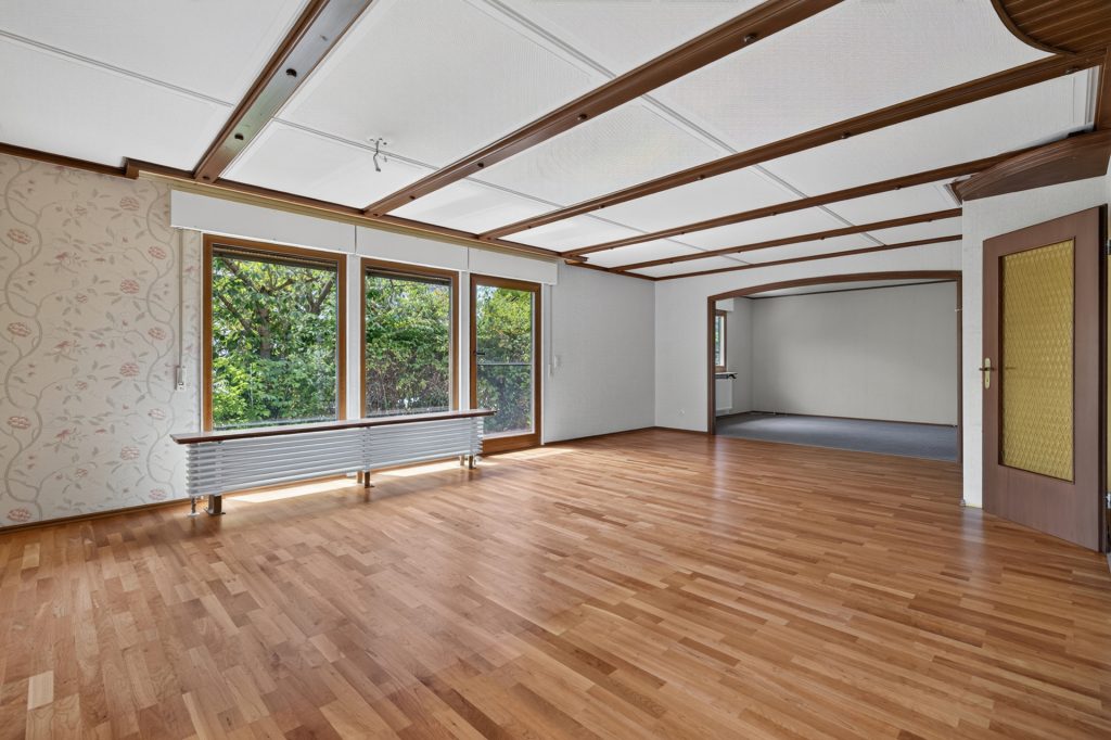 HUST Immobilien GmbH & Co. KG - Immobilienangebot - Eggenstein-Leopoldshafen - Alle - Viel Platz für die Familie: Haus mit Garten und Garage auf Eckgrundstück in Eggenstein