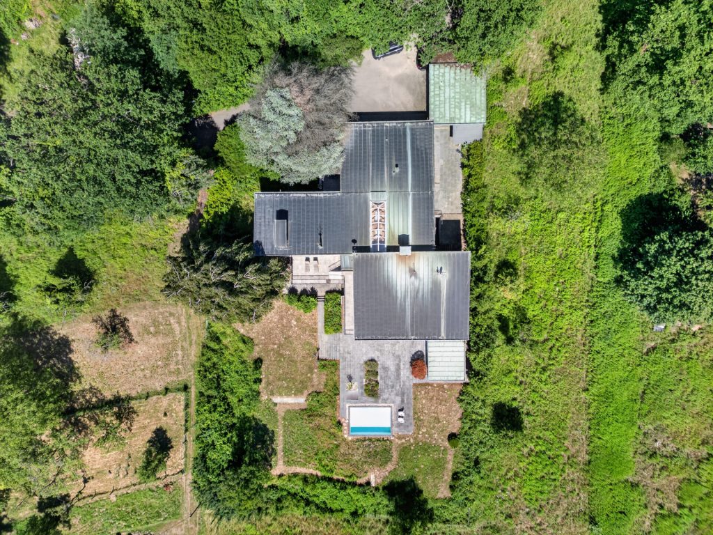 HUST Immobilien GmbH & Co. KG - Immobilienangebot - Baden-Baden - Alle - Ein Zuhause zum Durchatmen – Panoramavilla in erhöhter Waldrandlage