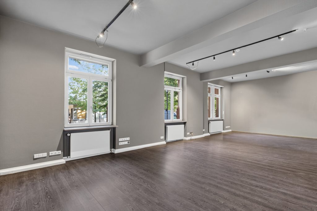 HUST Immobilien GmbH & Co. KG - Immobilienangebot - Karlsruhe - Alle - Helle Altbau-Bürofläche im Herzen der Oststadt – sofort frei