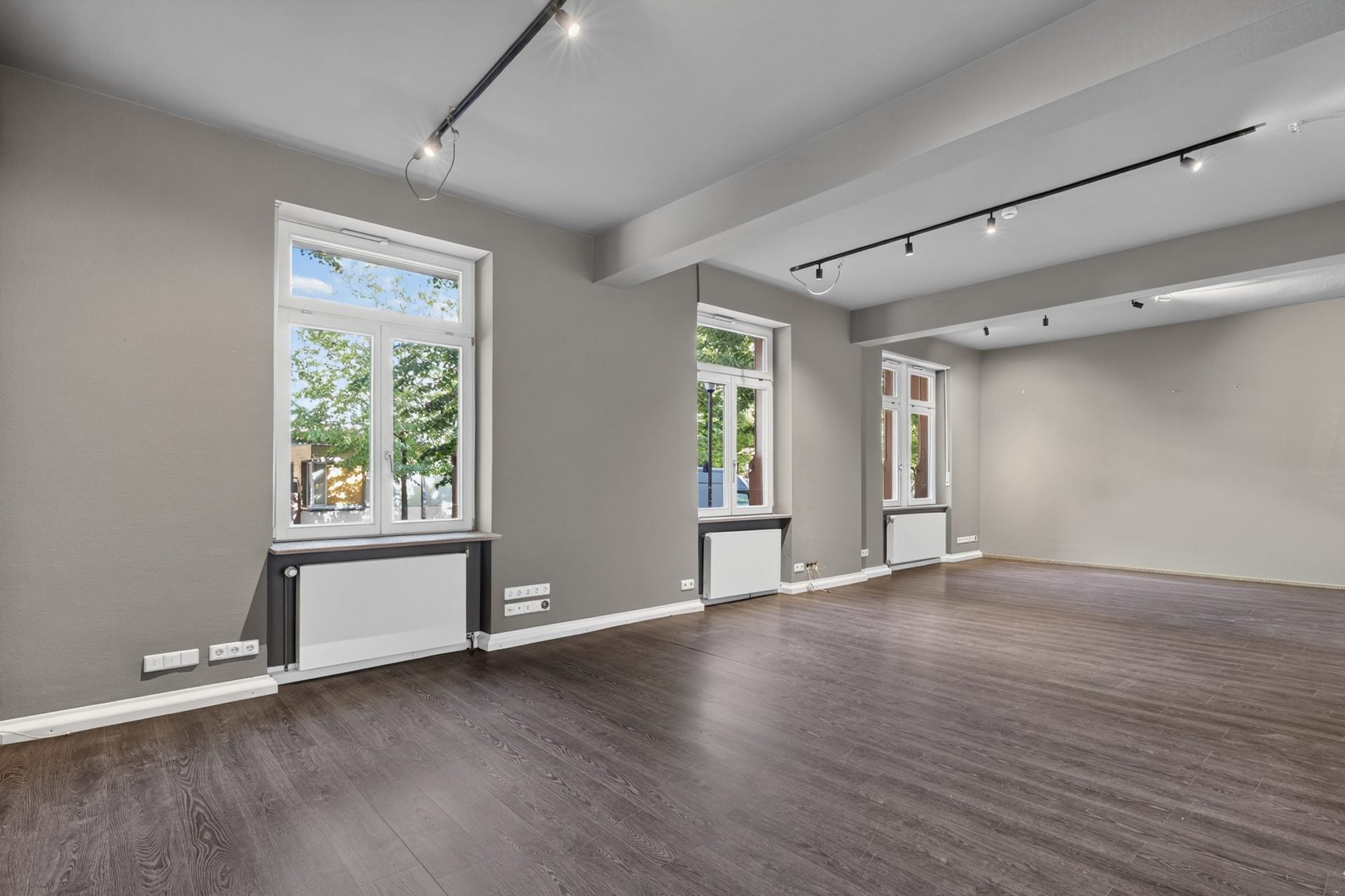 HUST Immobilien GmbH & Co. KG - Immobilienangebot - Karlsruhe - Alle - Helle Altbau-Bürofläche im Herzen der Oststadt – sofort frei