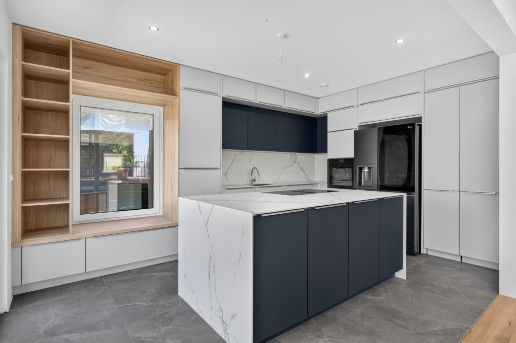 HUST Immobilien GmbH & Co. KG - Immobilienangebot - Forbach - Alle - Langenbrand: Wo Familie Zukunft hat – neuwertiges Effizienzhaus mit Einliegerwohnung im Schwarzwald