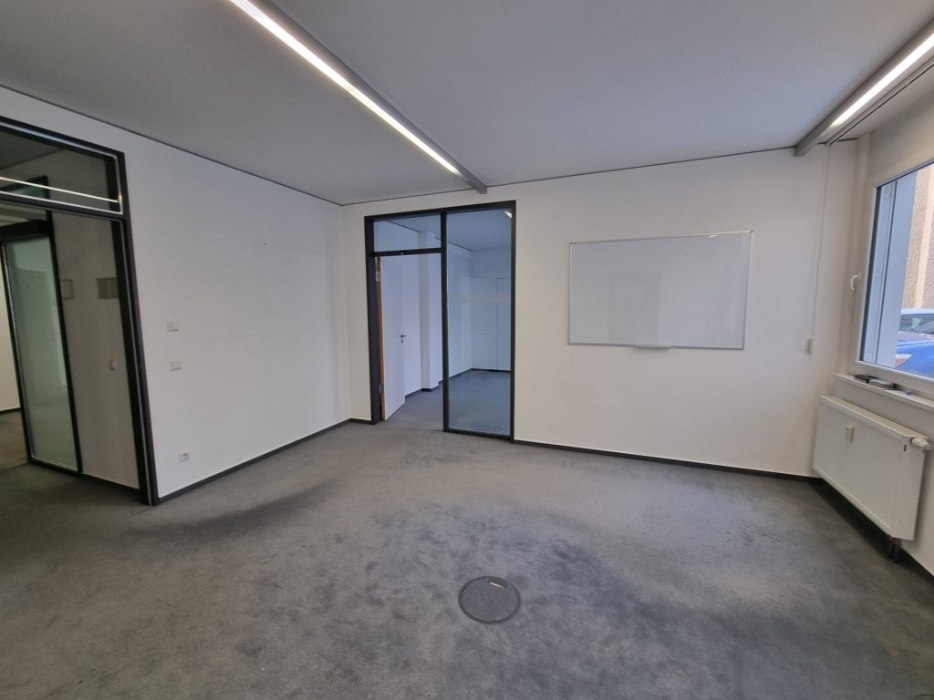 HUST Immobilien GmbH & Co. KG - Immobilienangebot - Karlsruhe - Alle - Mitten im Herzen der Durlacher Altstadt – Büroflächen in einem attraktiven Bürohaus